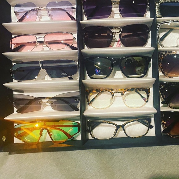 New! Ladies Sunshades/Glasses
